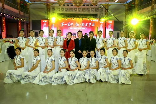 我校礼仪部助力山东省湖南商会十周年庆典 提供专业礼仪与庆典服务